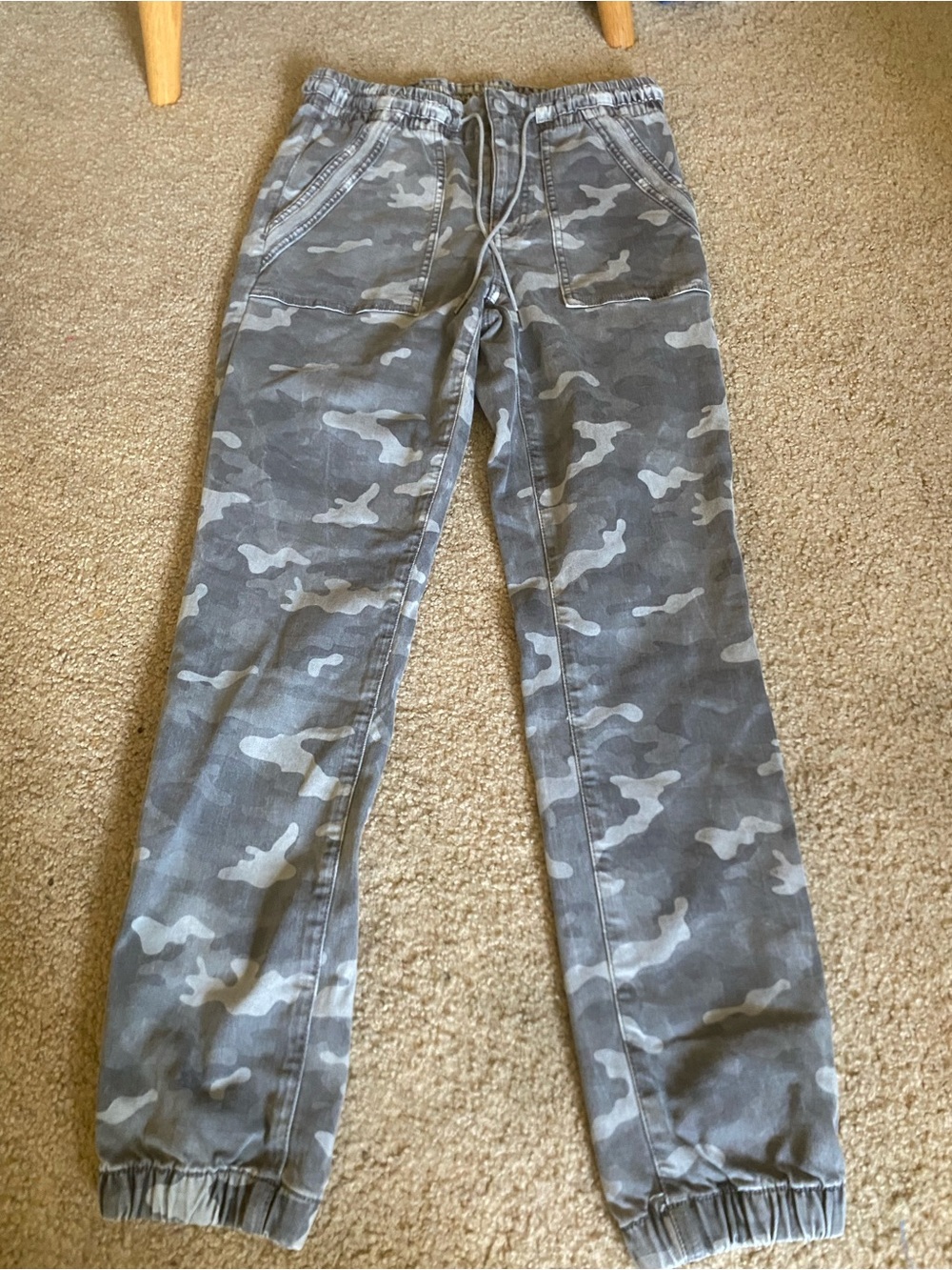 American eagle high waisted jegging joggers camo gray- size 8 reg- read